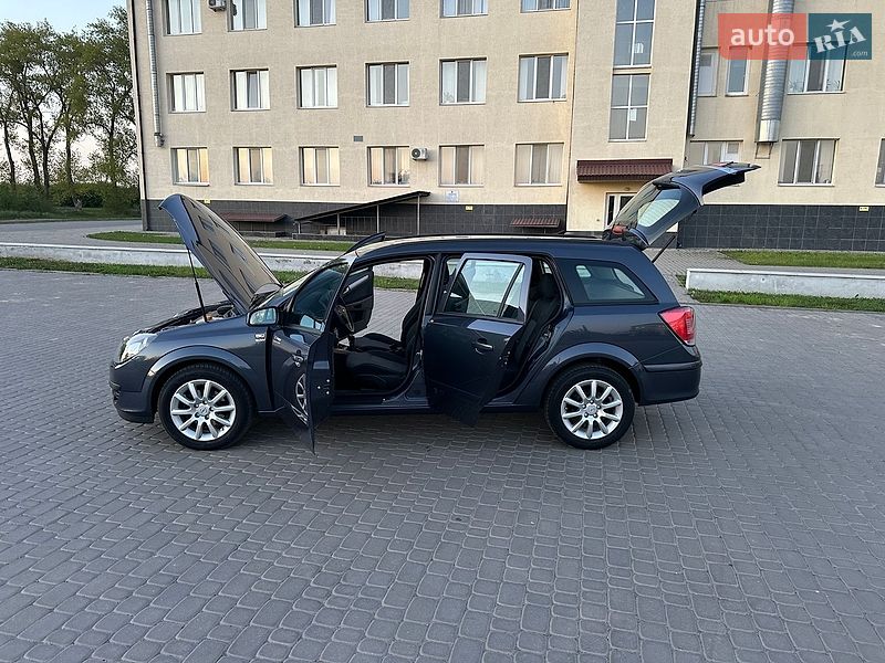 Универсал Opel Astra 2007 в Теплике