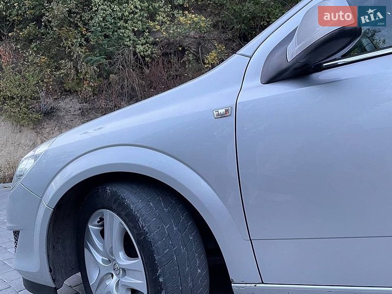 Универсал Opel Astra 2009 в Вишневце