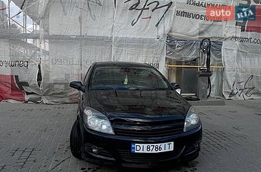 Купе Opel Astra 2008 в Львове