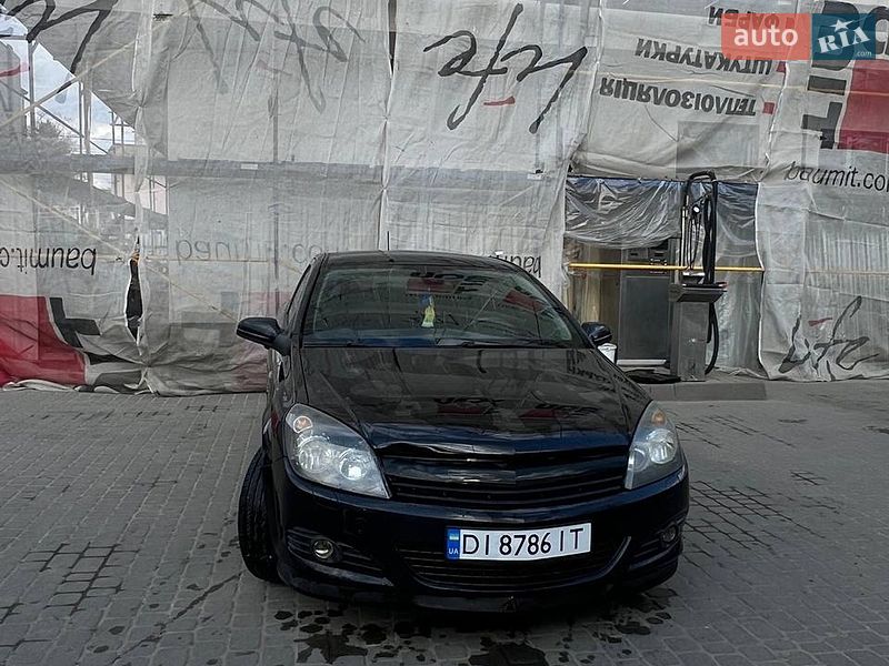 Купе Opel Astra 2008 в Львове