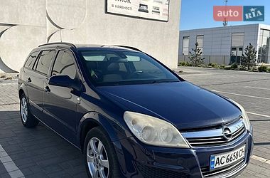 Универсал Opel Astra 2008 в Луцке