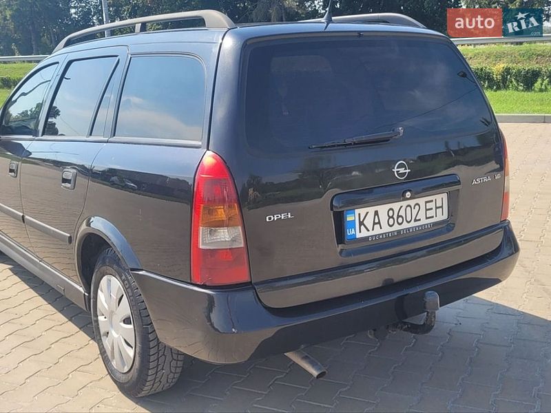 Универсал Opel Astra 1999 в Киеве