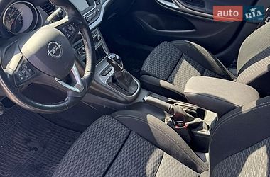 Универсал Opel Astra 2018 в Жовкве