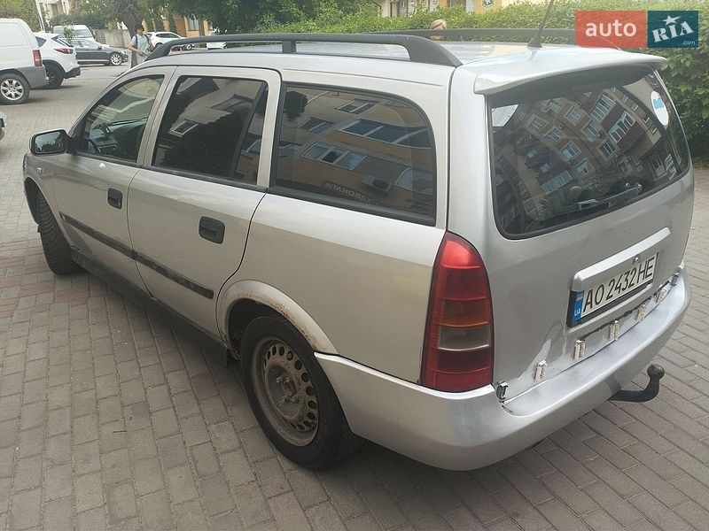 Универсал Opel Astra 1999 в Ужгороде