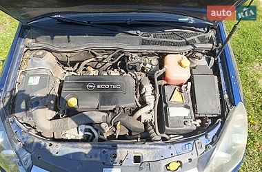 Универсал Opel Astra 2008 в Глухове