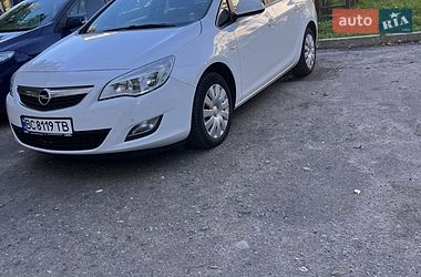 Универсал Opel Astra 2011 в Дрогобыче