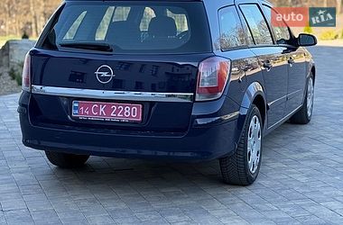 Универсал Opel Astra 2006 в Долине