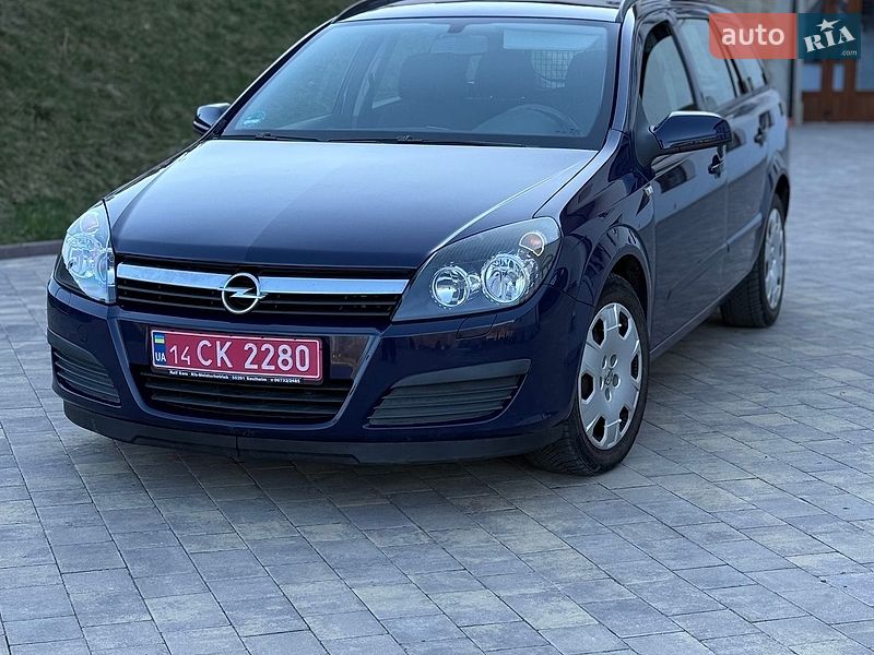 Универсал Opel Astra 2006 в Долине