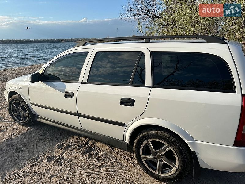 Универсал Opel Astra 2002 в Николаеве
