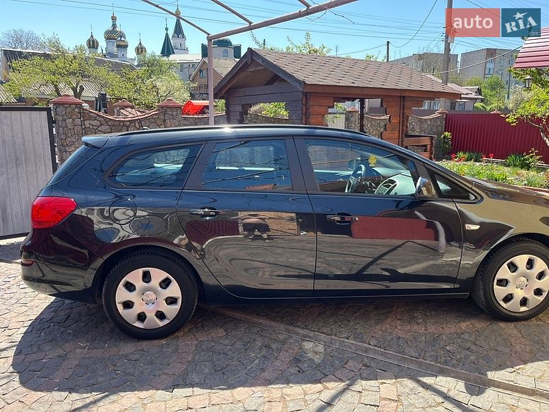 Универсал Opel Astra 2012 в Виннице