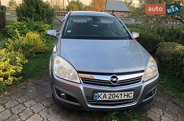 Універсал Opel Astra 2007 в Луцьку