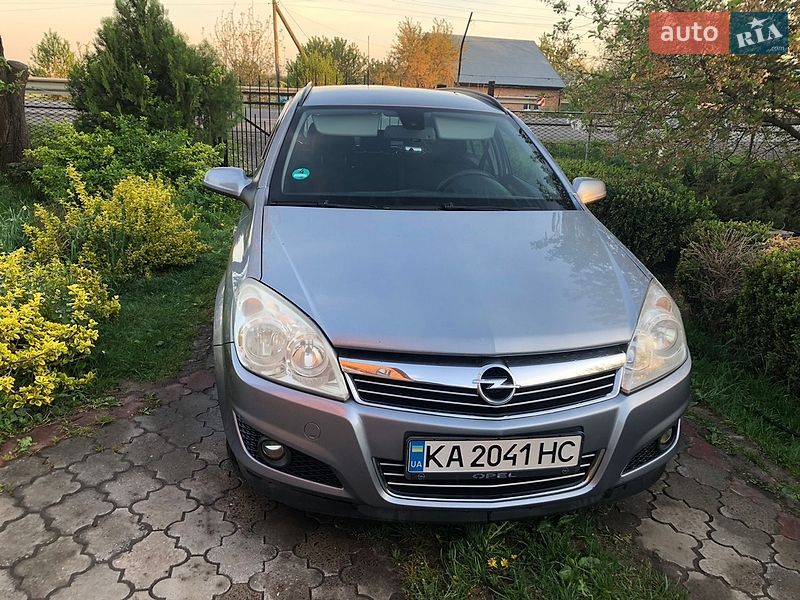 Универсал Opel Astra 2007 в Луцке