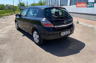 Хэтчбек Opel Astra 2012 в Белой Церкви
