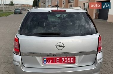 Универсал Opel Astra 2008 в Луцке