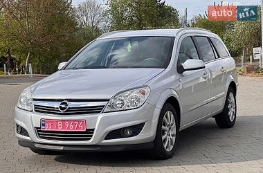 Універсал Opel Astra 2008 в Володимирі