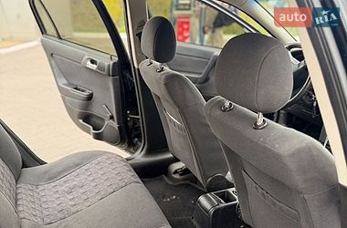 Седан Opel Astra 2003 в Киеве