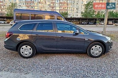 Универсал Opel Astra 2013 в Киеве