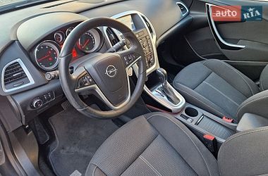 Универсал Opel Astra 2013 в Киеве