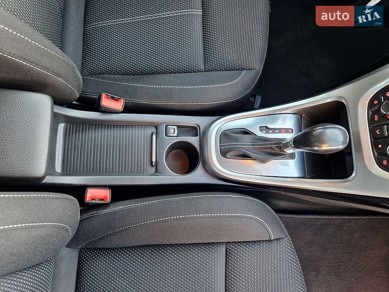 Универсал Opel Astra 2013 в Киеве