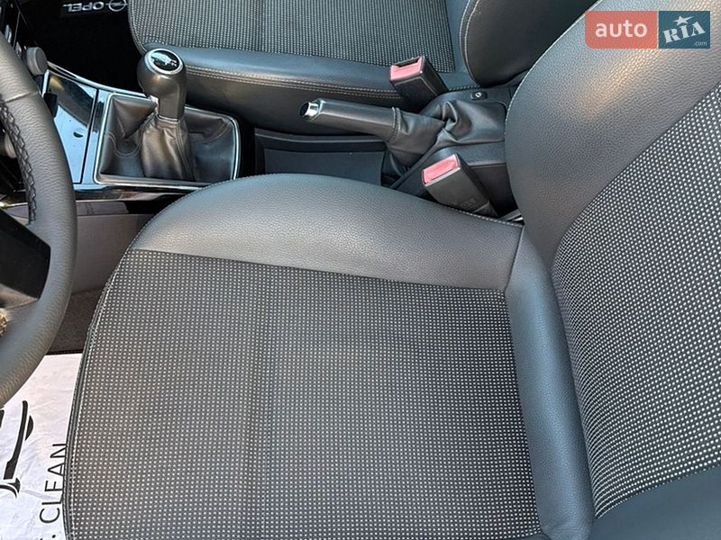 Универсал Opel Astra 2009 в Белой Церкви