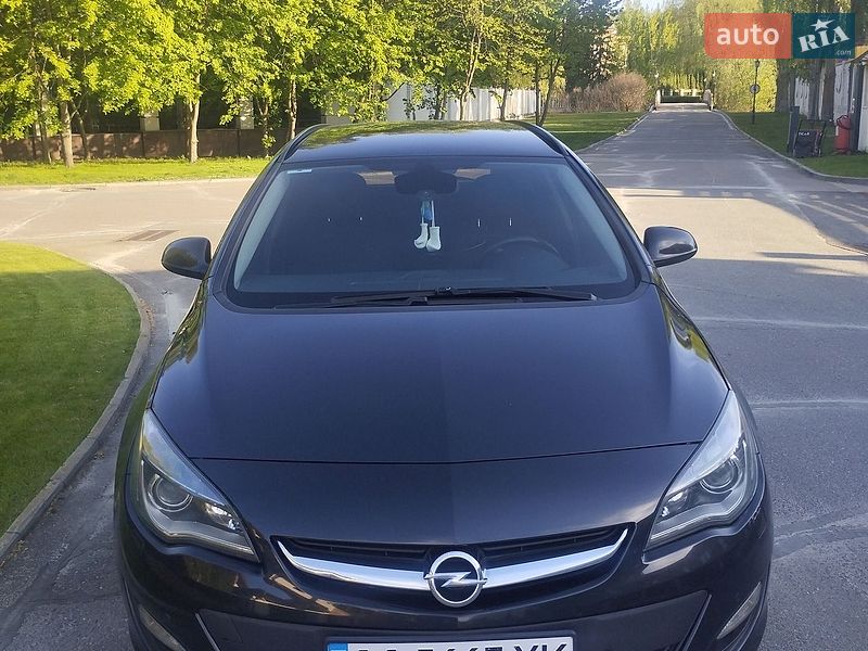 Opel Astra 2014