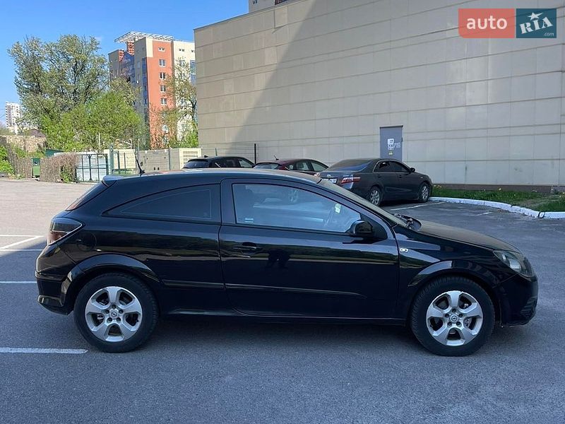 Хэтчбек Opel Astra 2006 в Харькове