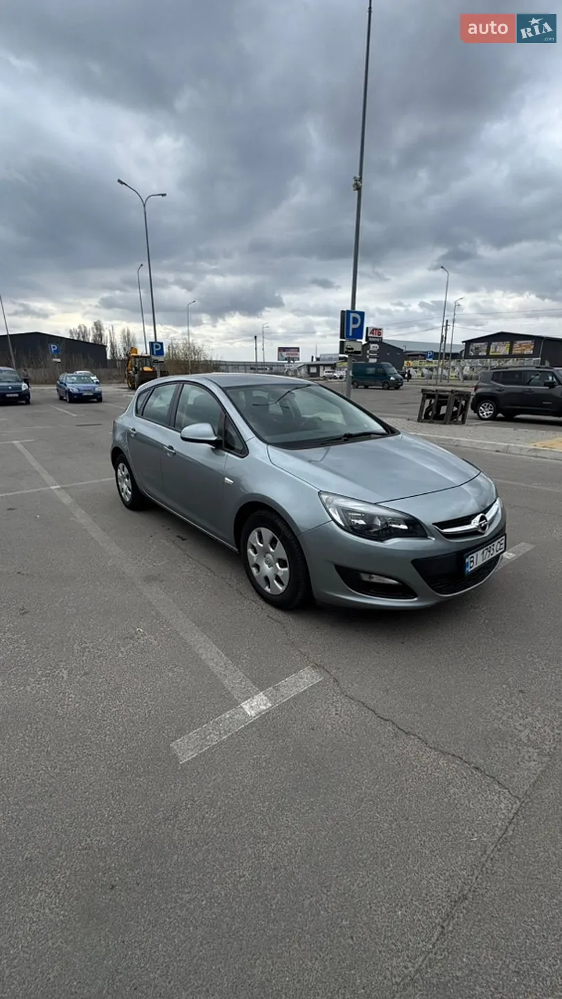 2015 Opel Astra - фото 1