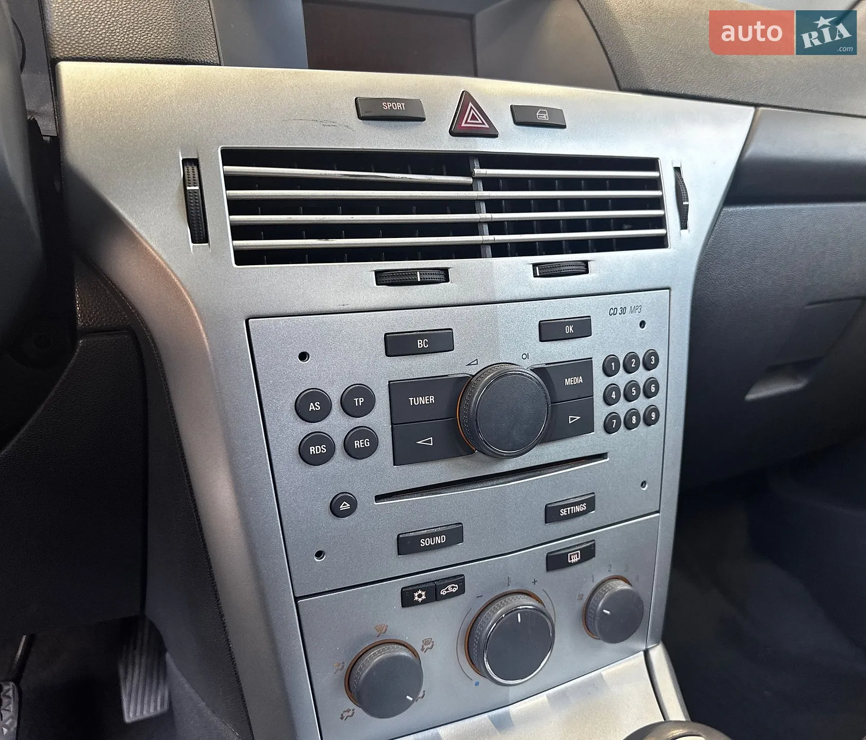 2012 Opel Astra - мініатюра 25