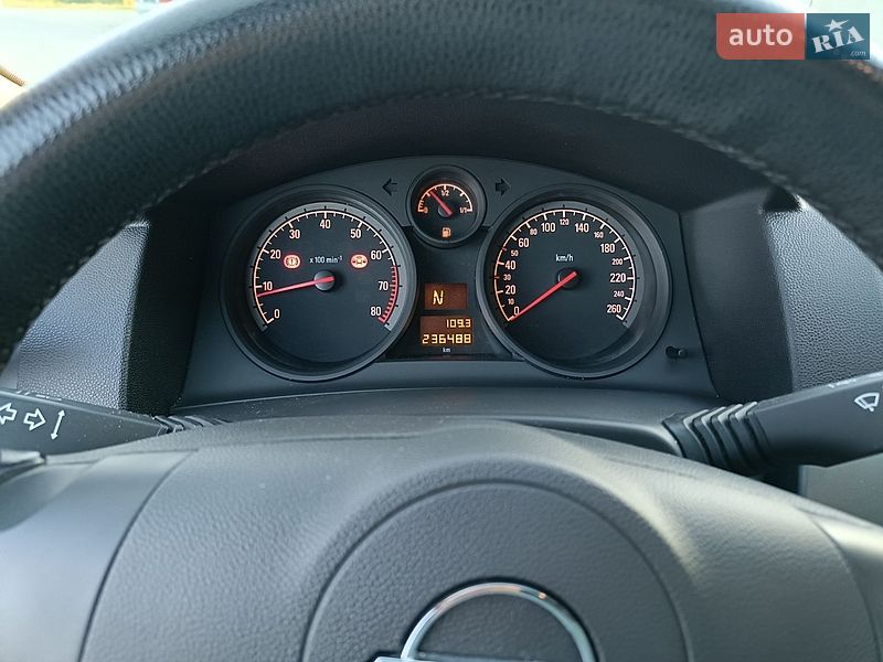 Универсал Opel Astra 2009 в Виннице