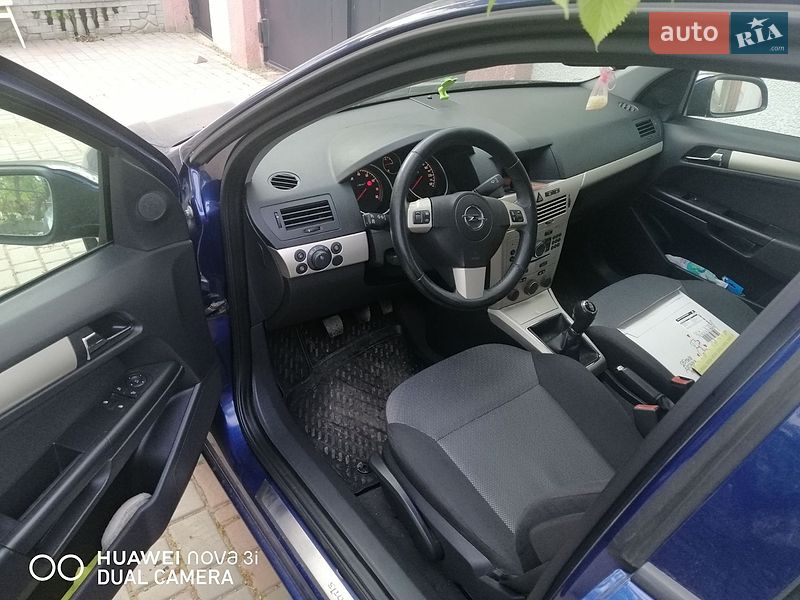 Универсал Opel Astra 2008 в Одессе