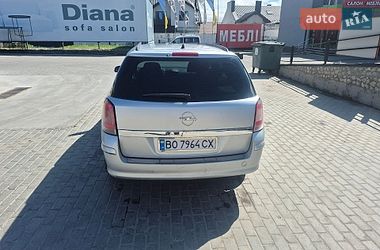 Універсал Opel Astra 2006 в Тернополі