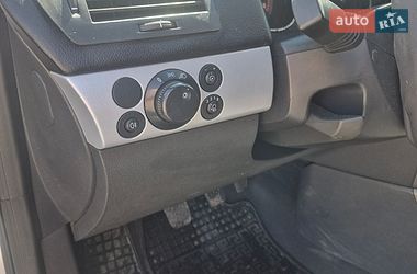 Універсал Opel Astra 2006 в Тернополі