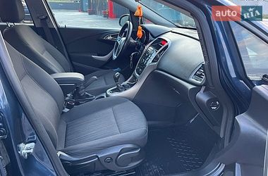 Универсал Opel Astra 2012 в Турке