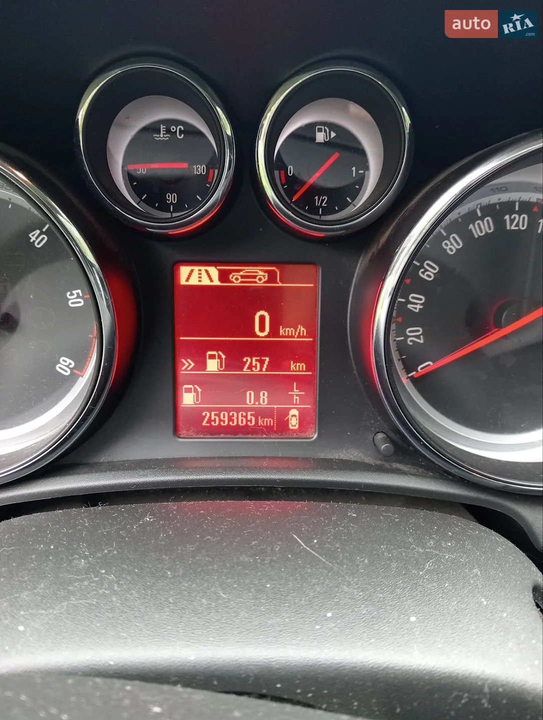 2013 Opel Astra - фото 1