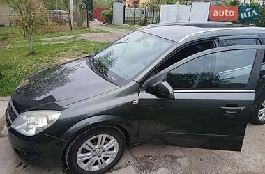 Універсал Opel Astra 2009 в Дрогобичі