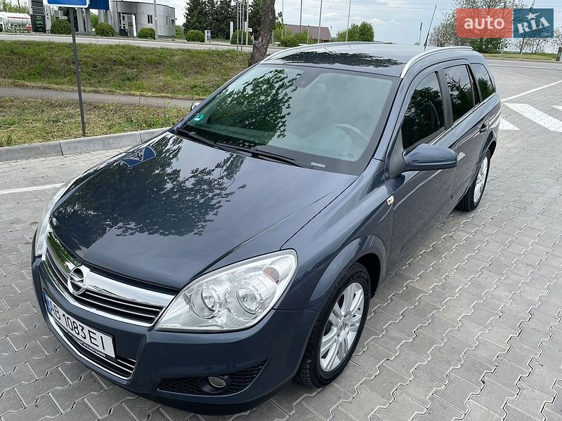Универсал Opel Astra 2008 в Тульчине