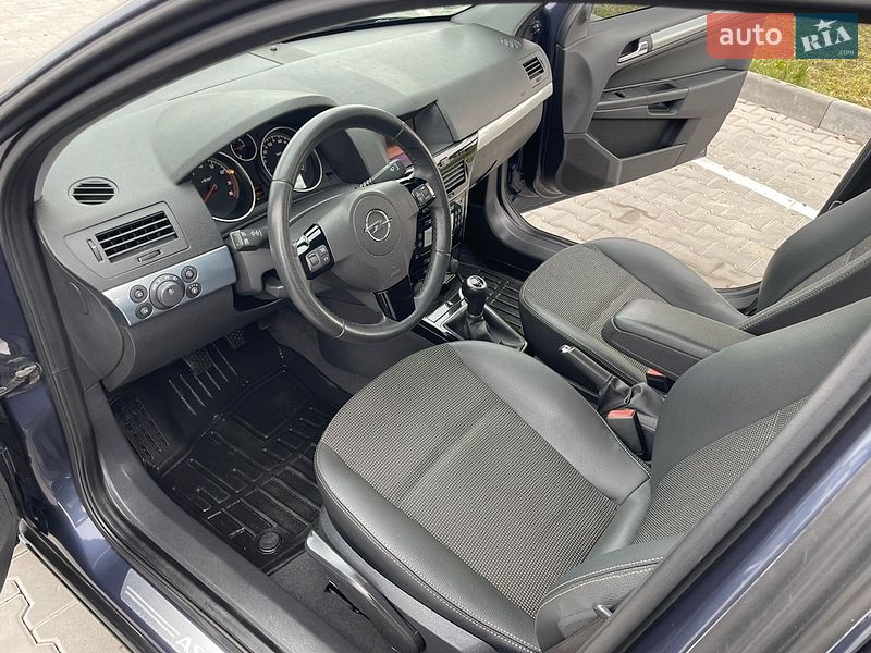 Универсал Opel Astra 2008 в Тульчине