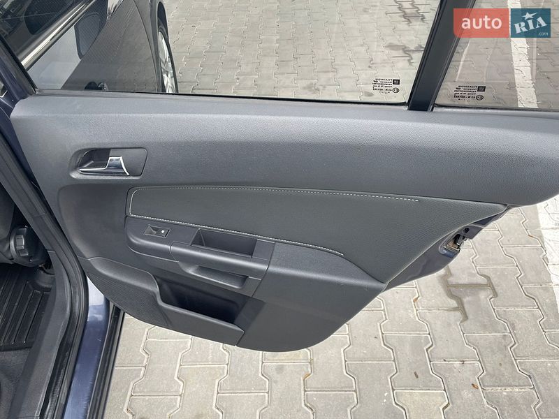 Универсал Opel Astra 2008 в Тульчине