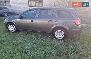 Універсал Opel Astra 2009 в Решетилівці