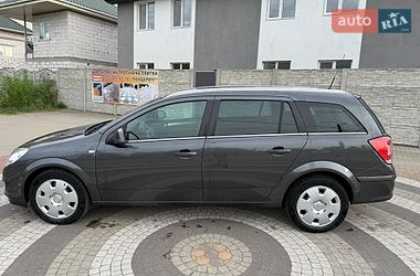Универсал Opel Astra 2010 в Белой Церкви