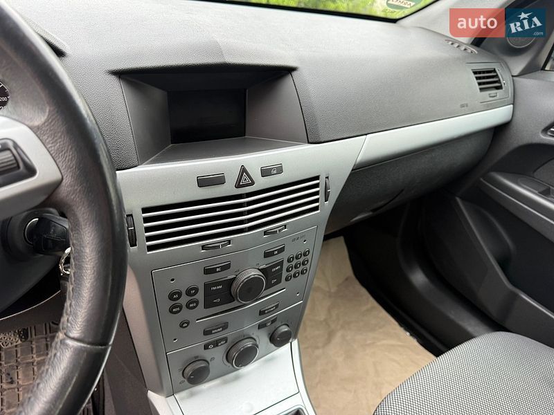 Универсал Opel Astra 2010 в Белой Церкви