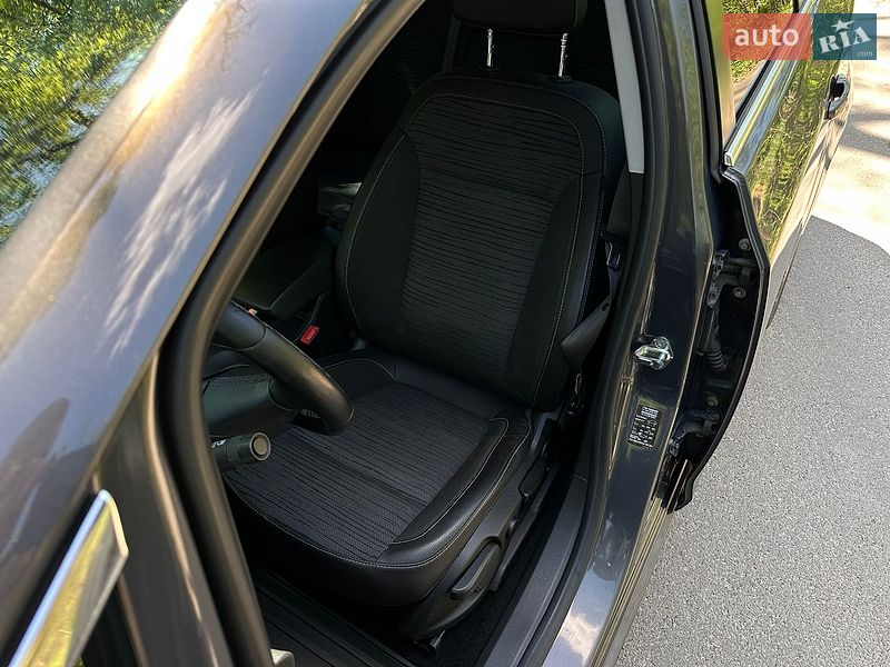 Универсал Opel Astra 2014 в Киеве