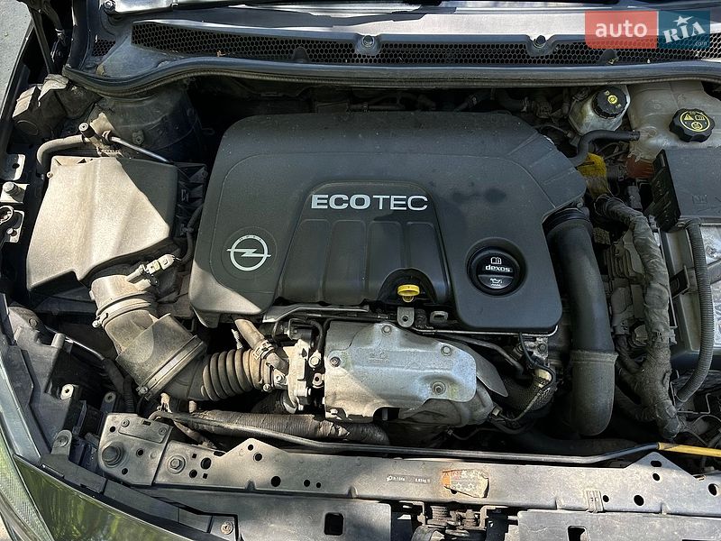 Универсал Opel Astra 2014 в Киеве