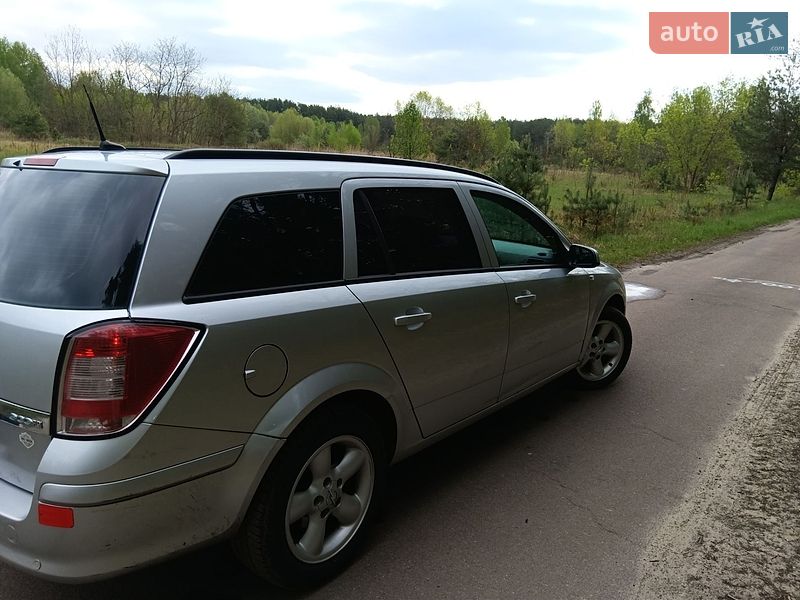 Универсал Opel Astra 2009 в Броварах