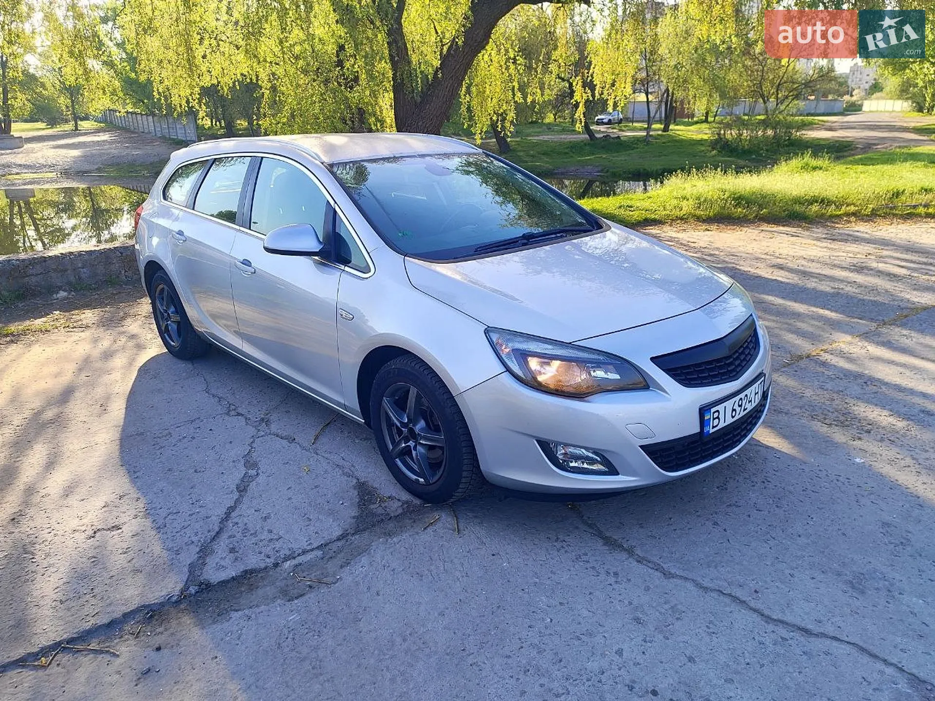 2010 Opel Astra - мініатюра 5