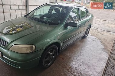 Седан Opel Astra 2000 в Черноморске