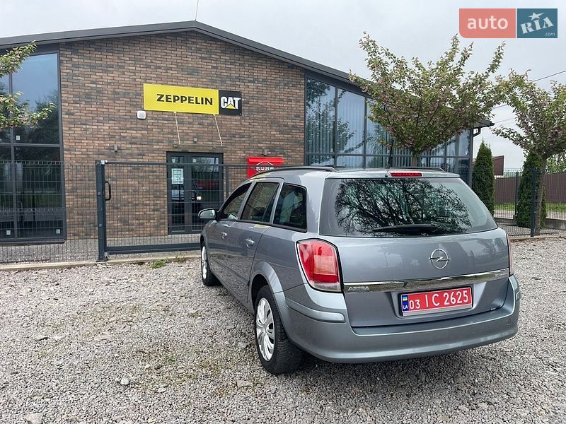 Универсал Opel Astra 2006 в Виннице