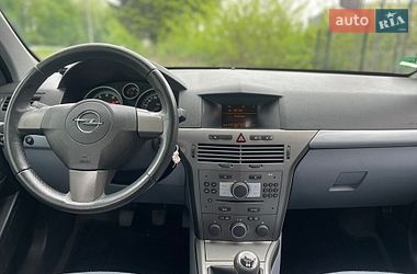 Универсал Opel Astra 2006 в Виннице