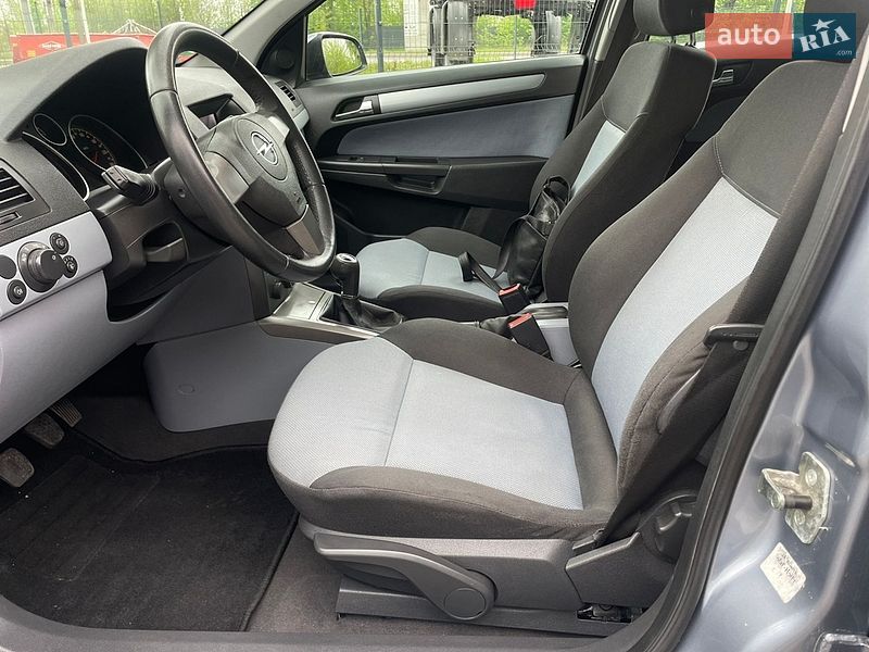 Универсал Opel Astra 2006 в Виннице