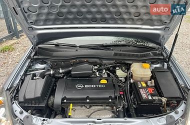 Универсал Opel Astra 2006 в Виннице